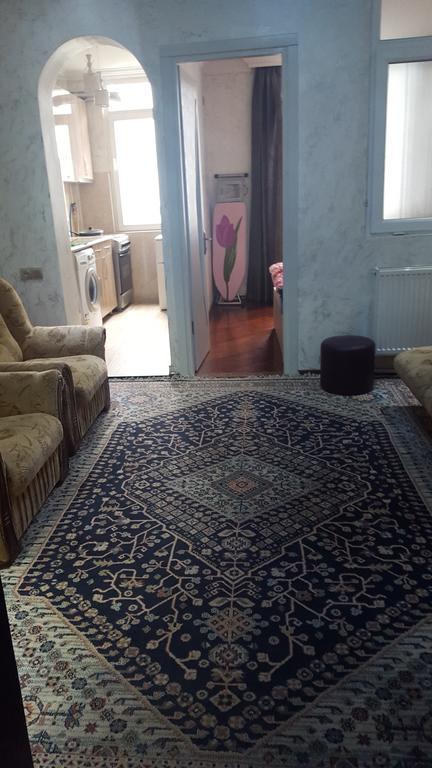Nini'S Apartments Μπατούμι Εξωτερικό φωτογραφία